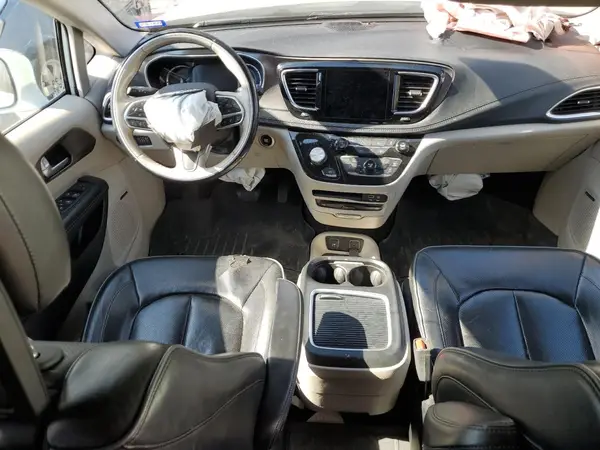 2C4RC1N77JR143285 2018 CHRYSLER PACIFICA - Image 8