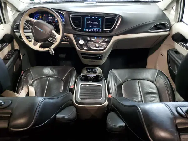 2C4RC1N77JR167375 2018 CHRYSLER PACIFICA - Image 8