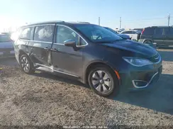 2C4RC1N77JR213612 2018 CHRYSLER PACIFICA
