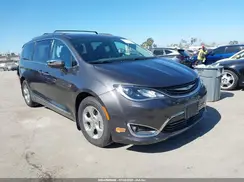 2C4RC1N77JR230233 2018 CHRYSLER PACIFICA