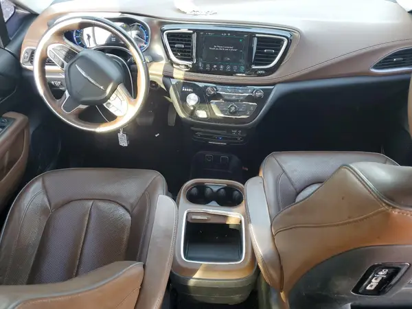 2C4RC1N77JR236565 2018 CHRYSLER PACIFICA - Image 8