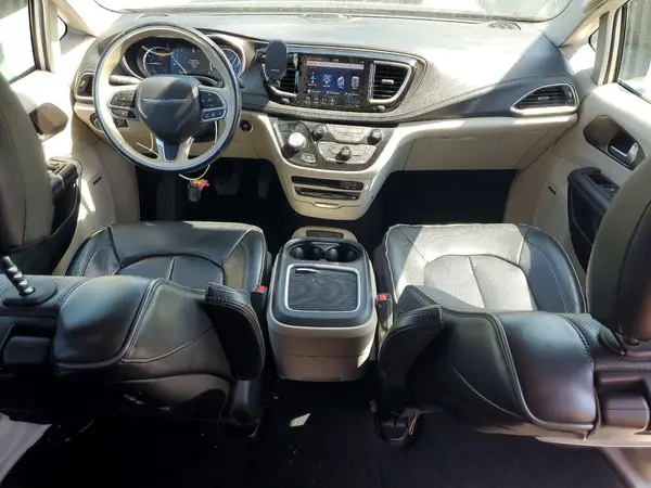 2C4RC1N77JR358617 2018 CHRYSLER PACIFICA - Image 8