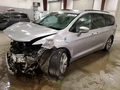 2C4RC1N77JR365843 2018 CHRYSLER PACIFICA