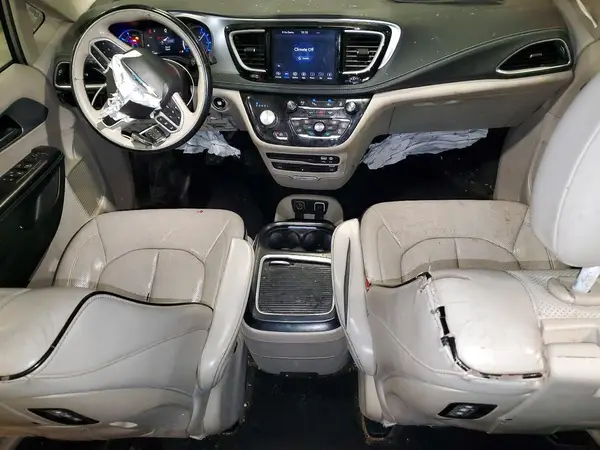 2C4RC1N77JR365843 2018 CHRYSLER PACIFICA - Image 8