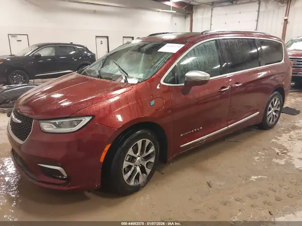 2C4RC1N77NR217343 2022 CHRYSLER PACIFICA - Image 2