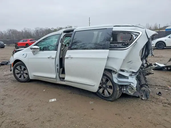 2C4RC1N78HR709433 2017 CHRYSLER PACIFICA - Image 2