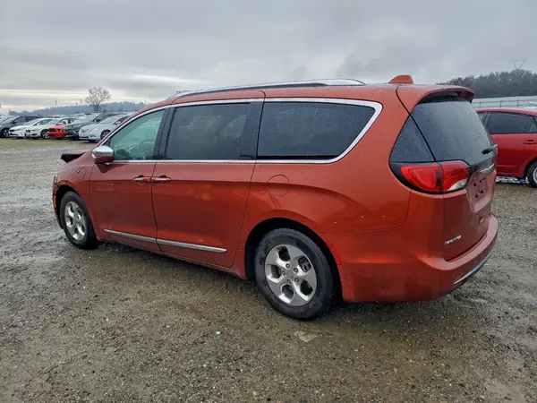 2C4RC1N78JR229656 2018 CHRYSLER PACIFICA - Image 2