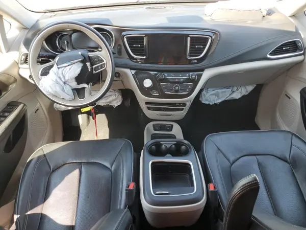 2C4RC1N78JR358903 2018 CHRYSLER PACIFICA - Image 8