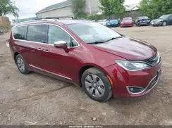 2C4RC1N78JR365253 2018 CHRYSLER PACIFICA