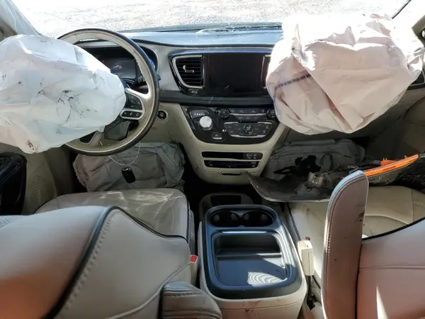 2C4RC1N79HR692142 2017 CHRYSLER PACIFICA - Image 8