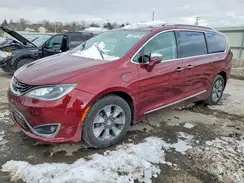 2C4RC1N79JR105377 2018 CHRYSLER PACIFICA