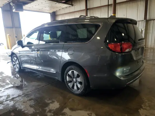 2C4RC1N79JR139674 2018 CHRYSLER PACIFICA - Image 2