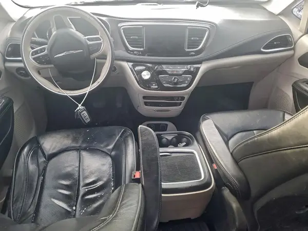 2C4RC1N79JR189295 2018 CHRYSLER PACIFICA - Image 8