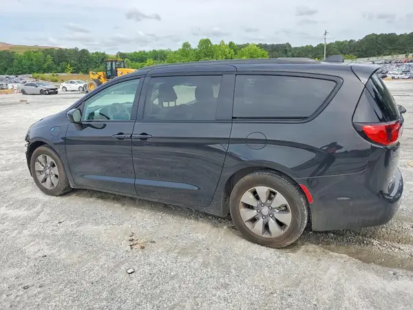 2C4RC1N79JR358487 2018 CHRYSLER PACIFICA - Image 2
