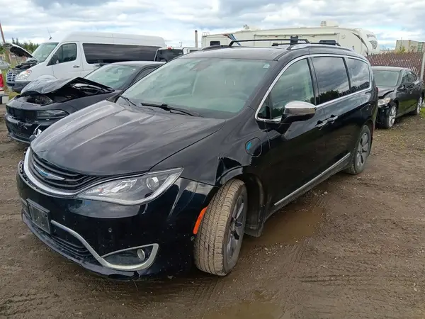 2C4RC1N79KR598463 2019 CHRYSLER PACIFICA - Image 1