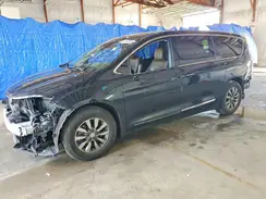 2C4RC1N79KR640145 2019 CHRYSLER PACIFICA