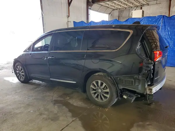 2C4RC1N79KR640145 2019 CHRYSLER PACIFICA - Image 2