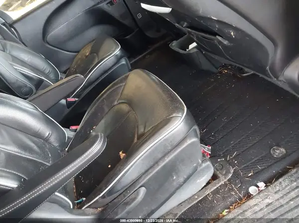 2C4RC1N79KR668771 2019 CHRYSLER PACIFICA - Image 8