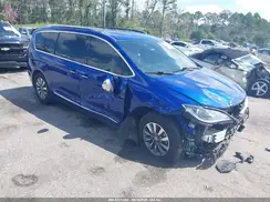 2C4RC1N79LR263334 2020 CHRYSLER PACIFICA