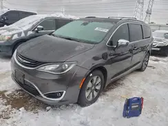 2C4RC1N7XHR723723 2017 CHRYSLER PACIFICA