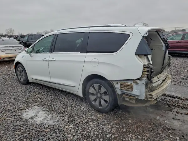 2C4RC1N7XJR105288 2018 CHRYSLER PACIFICA - Image 2