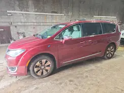 2C4RC1N7XJR105517 2018 CHRYSLER PACIFICA