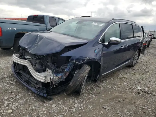 2C4RC1N7XJR118185 2018 CHRYSLER PACIFICA - Image 1