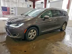 2C4RC1N7XJR175602 2018 CHRYSLER PACIFICA