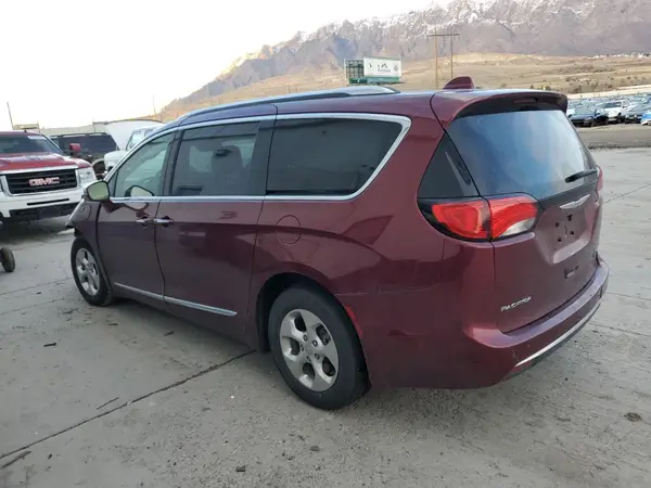 2C4RC1N7XJR229450 2018 CHRYSLER PACIFICA - Image 2