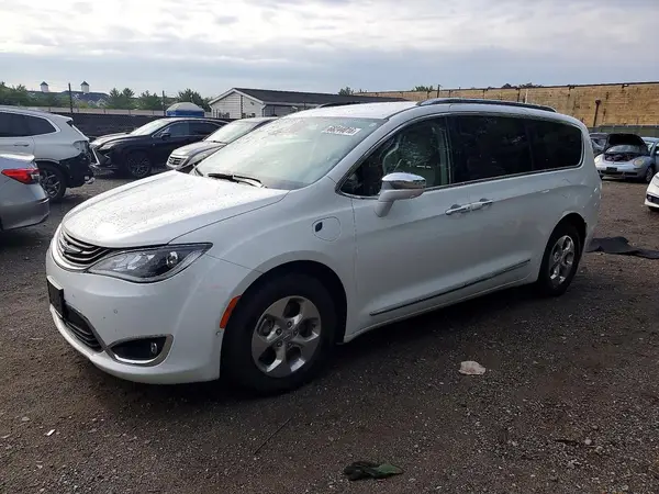 2C4RC1N7XJR229819 2018 CHRYSLER PACIFICA - Image 1