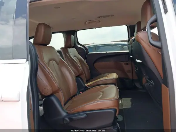 2C4RC1N7XJR293567 2018 CHRYSLER PACIFICA - Image 8