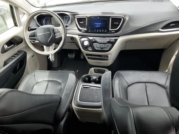 2C4RC1N7XJR311677 2018 CHRYSLER PACIFICA - Image 8