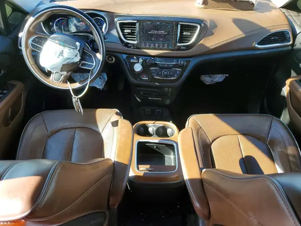 2C4RC1N7XJR311680 2018 CHRYSLER PACIFICA - Image 8