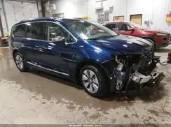 2C4RC1N7XKR616906 2019 CHRYSLER PACIFICA