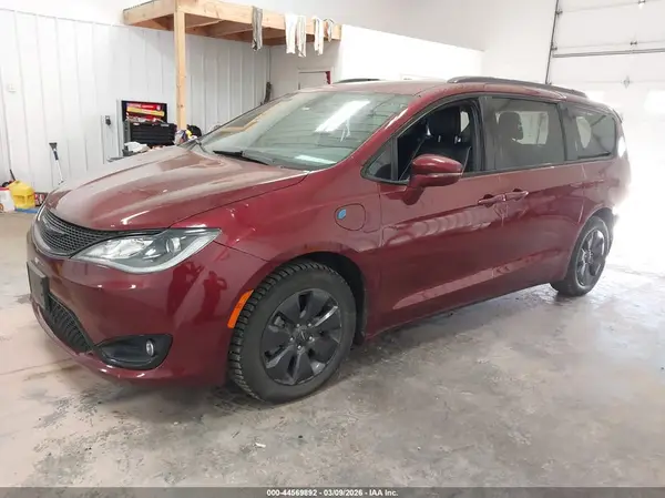2C4RC1N7XLR146703 2020 CHRYSLER PACIFICA - Image 2