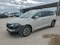 2C4RC1N7XLR150959 2020 CHRYSLER PACIFICA