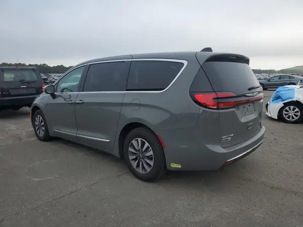 2C4RC1S70PR509892 2023 CHRYSLER PACIFICA - Image 2