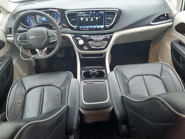 2C4RC1S70PR543587 2023 CHRYSLER PACIFICA - Image 8