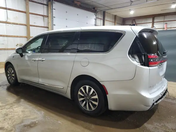 2C4RC1S70PR592370 2023 CHRYSLER PACIFICA - Image 2