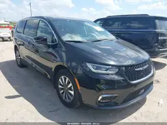2C4RC1S70RR102853 2024 CHRYSLER PACIFICA