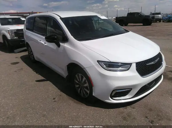 2C4RC1S70RR103985 2024 CHRYSLER PACIFICA - Image 1