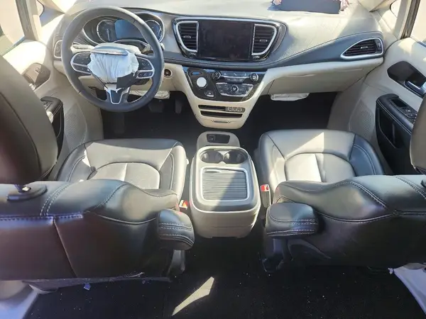 2C4RC1S70RR177858 2024 CHRYSLER PACIFICA - Image 8