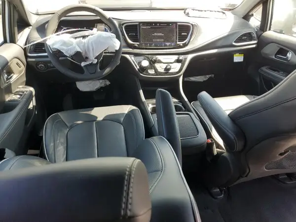 2C4RC1S70RR200152 2024 CHRYSLER PACIFICA - Image 8