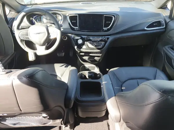 2C4RC1S70SR549981 2025 CHRYSLER PACIFICA - Image 8