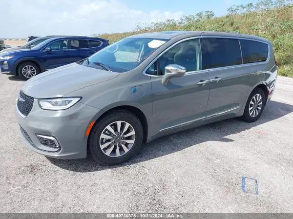 2C4RC1S71NR144989 2022 CHRYSLER PACIFICA - Image 2