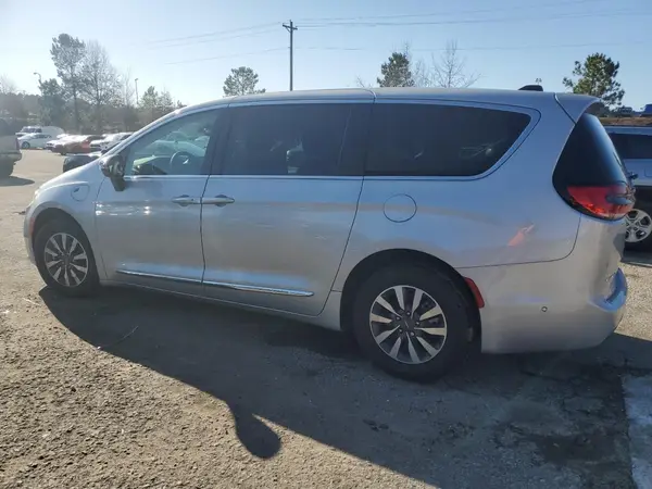 2C4RC1S71PR595858 2023 CHRYSLER PACIFICA - Image 2