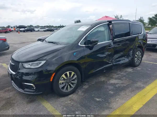 2C4RC1S71RR102893 2024 CHRYSLER PACIFICA - Image 2