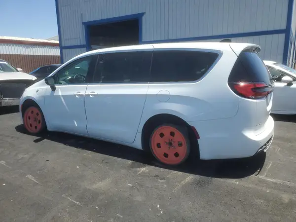 2C4RC1S71RR156596 2024 CHRYSLER PACIFICA - Image 2