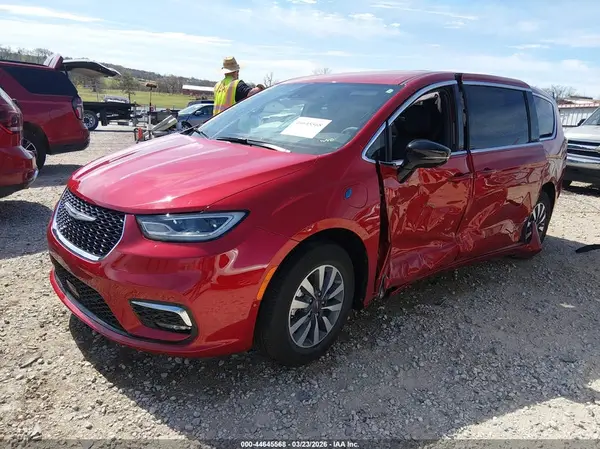 2C4RC1S71SR576168 2025 CHRYSLER PACIFICA - Image 2