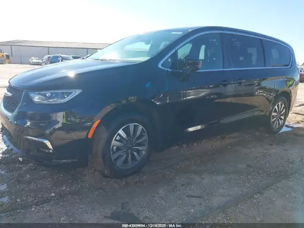 2C4RC1S71SR577322 2025 CHRYSLER PACIFICA - Image 2